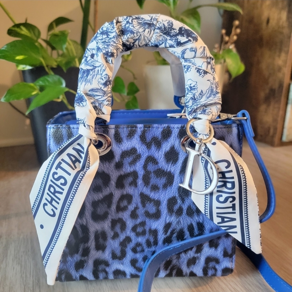 Hot Deal Blue Leopard Print Crossbody And Twilly Scarf